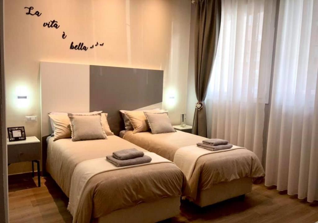 Room sweet Room 2 room 2